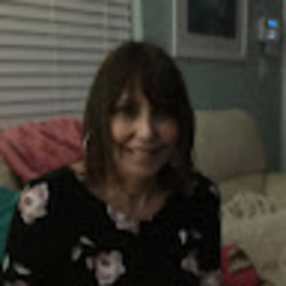 Meet your Posher, Paula - Picture 1 of 1